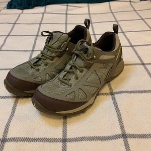 Merrell women’s hiking shoes